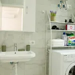 Serenity - Center Apartment *